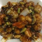 Best Chicken in Garlic Sauce in Lynnwood, WA