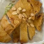 Best Almond Fried Chicken in Lynnwood, WA